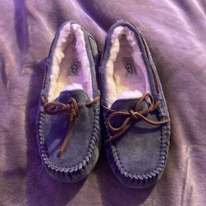 BRAND NEW UGG’S SIZE 6